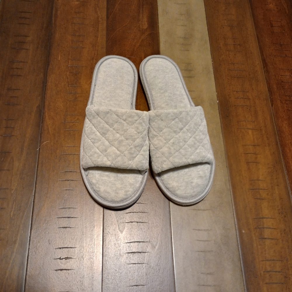Quilted Slide Slippers in Light Gray *( Bundle 3 For 15)*